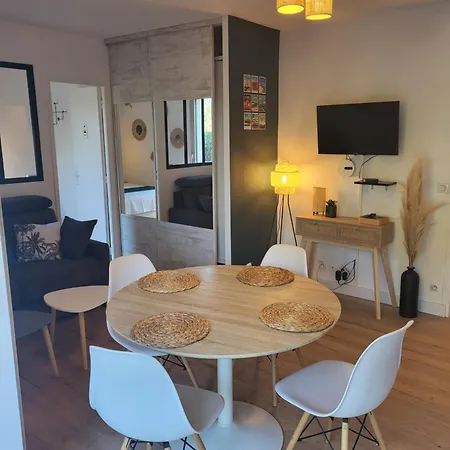 Charmant Appartement Avec Jardin Benodet Exterior photo